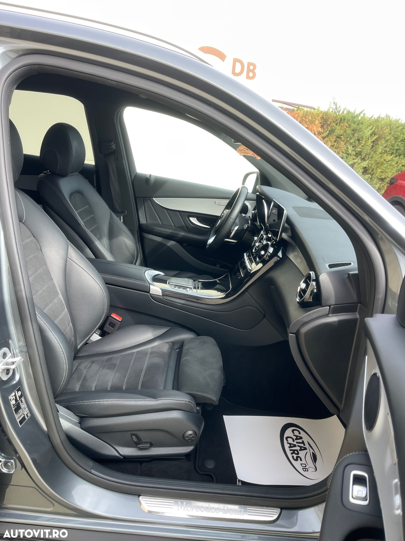Mercedes-Benz GLC 220 d 4Matic 9G-TRONIC Exclusive - 22
