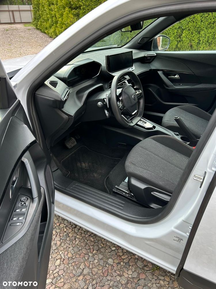 Peugeot 2008 Hybrid 136 e-DSC Style - 6