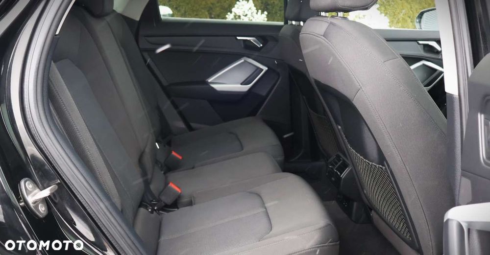 Audi Q3 Sportback - 14