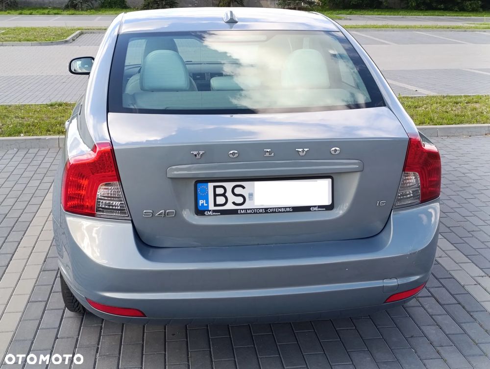 Volvo S40 1.6 - 5