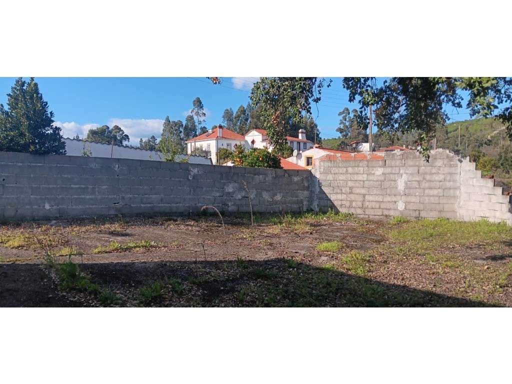 Arrendamento de Garagem Fechada com Terreno - Vale Santiago, Carvoeiro - Grande imagem: 3/11