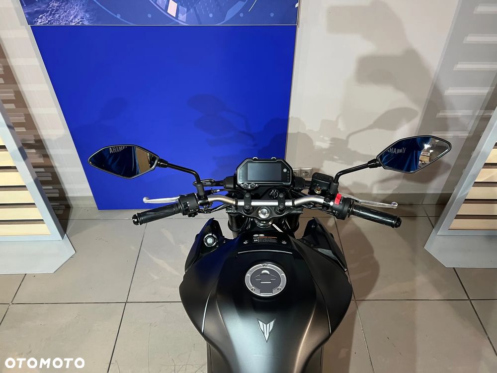 Yamaha MT - 5