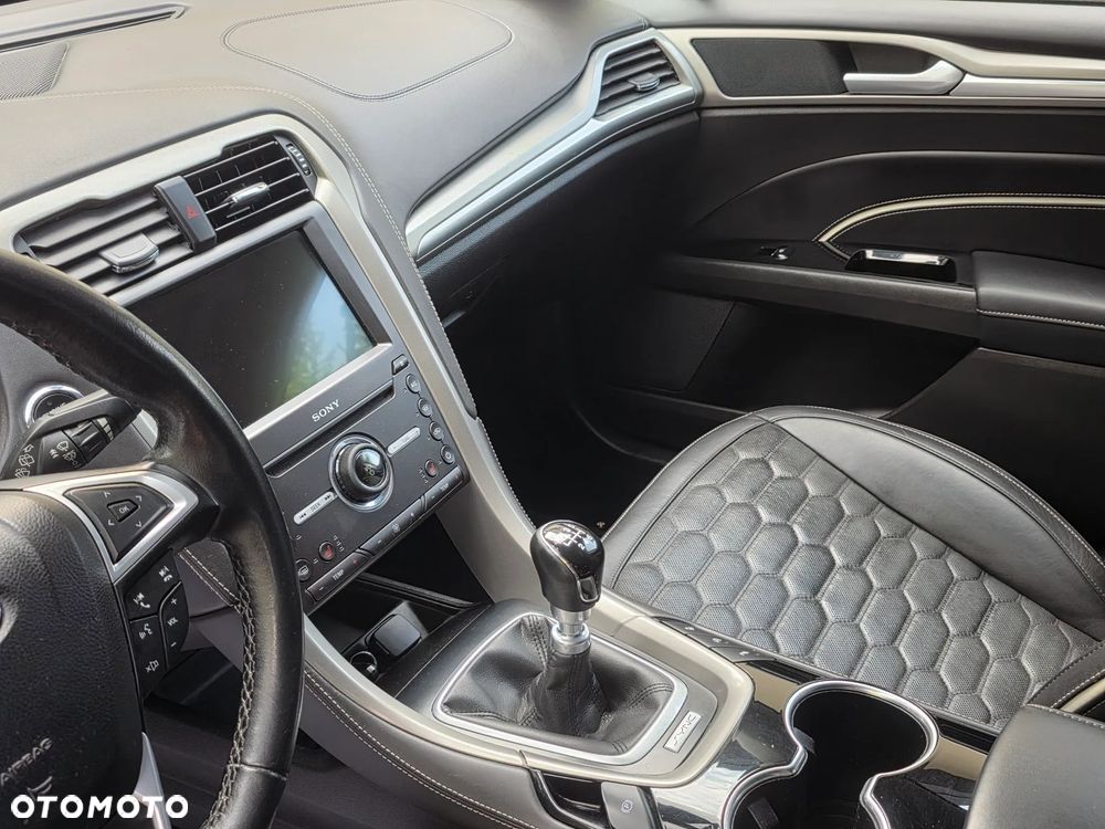Ford Mondeo - 21