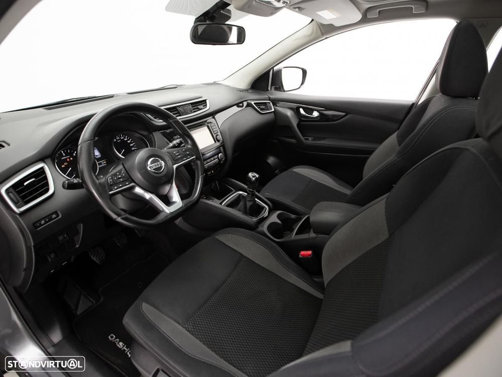 Nissan Qashqai 1.5 dCi N-Connecta - 8