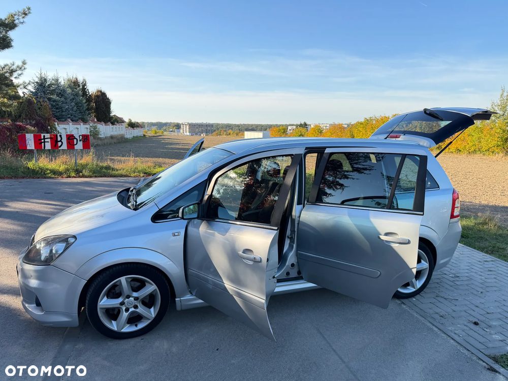 Opel Zafira 1.7 CDTI Sport - 12