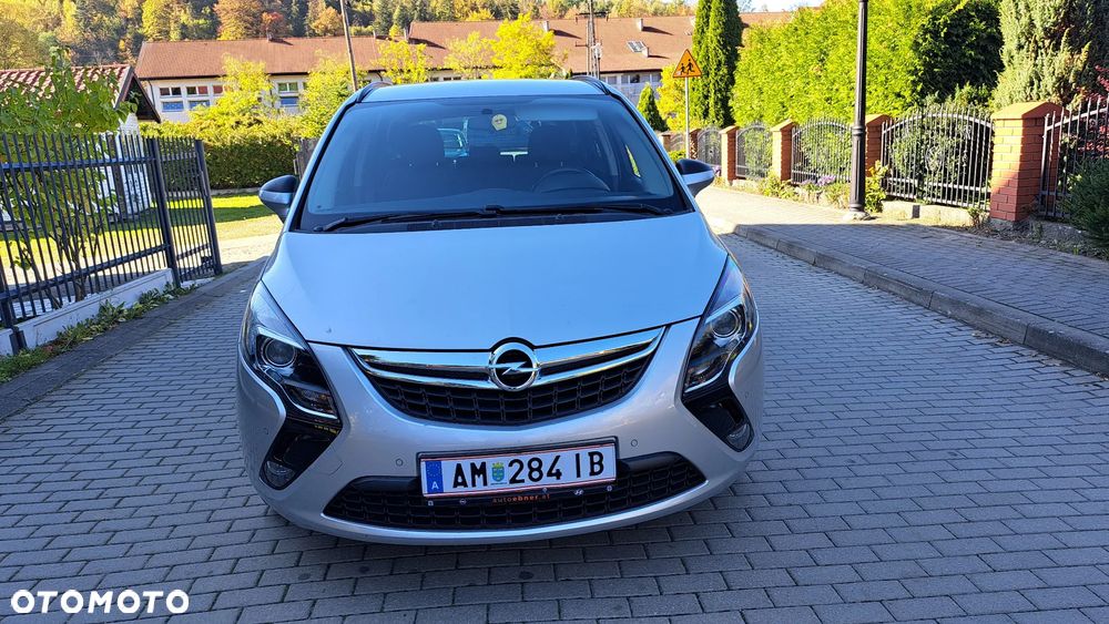 Opel Zafira 2013 photo 2
