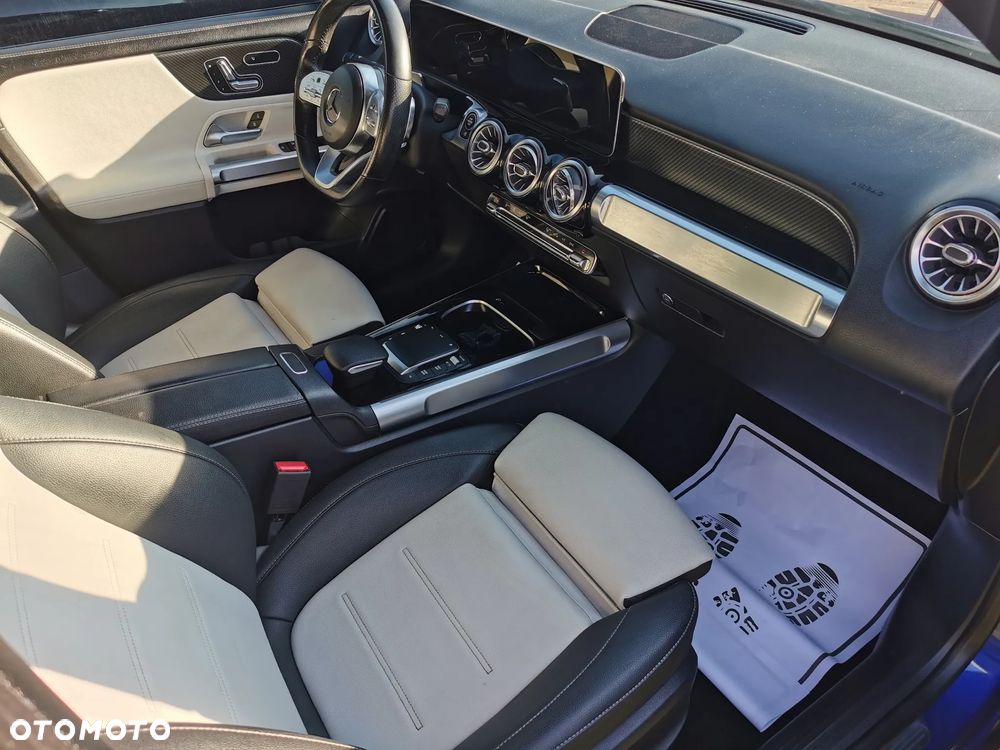 Mercedes-Benz GLB 250 8G-DCT AMG Line - 12