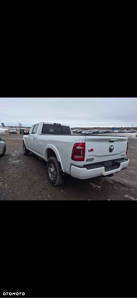 Dodge RAM - 8