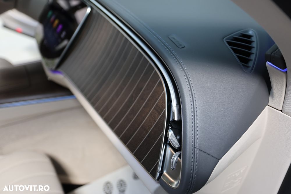 Mercedes-Benz E 300 9G-TRONIC Exclusive - 18