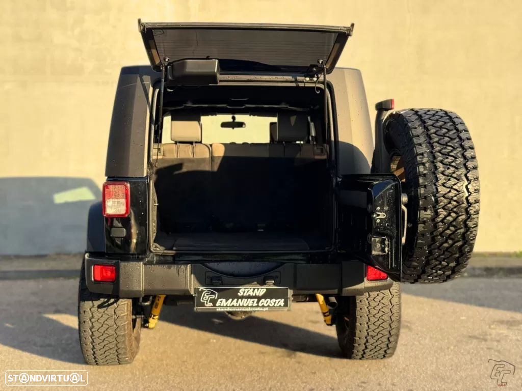 Jeep Wrangler Unlimited 2.8 CRD DPF Sport - 5