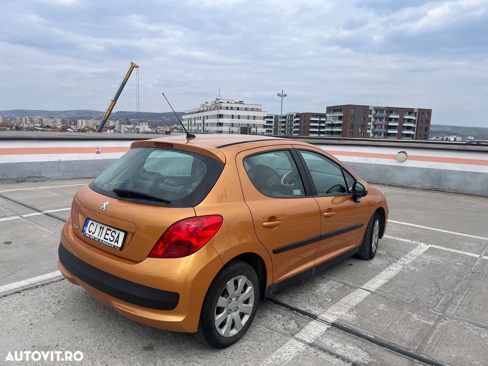 Peugeot 207 1.4 HDI FAP Active - 19