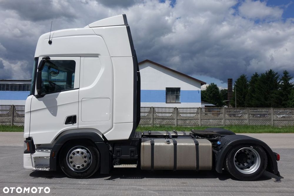 Scania R450 / EURO 6 / MEGA / LOW DECK / AUTOMAT / RETARDER / LODÓWKA  /  2 ZBIORNIKI 700L / PO KONTRAKCIE - 8