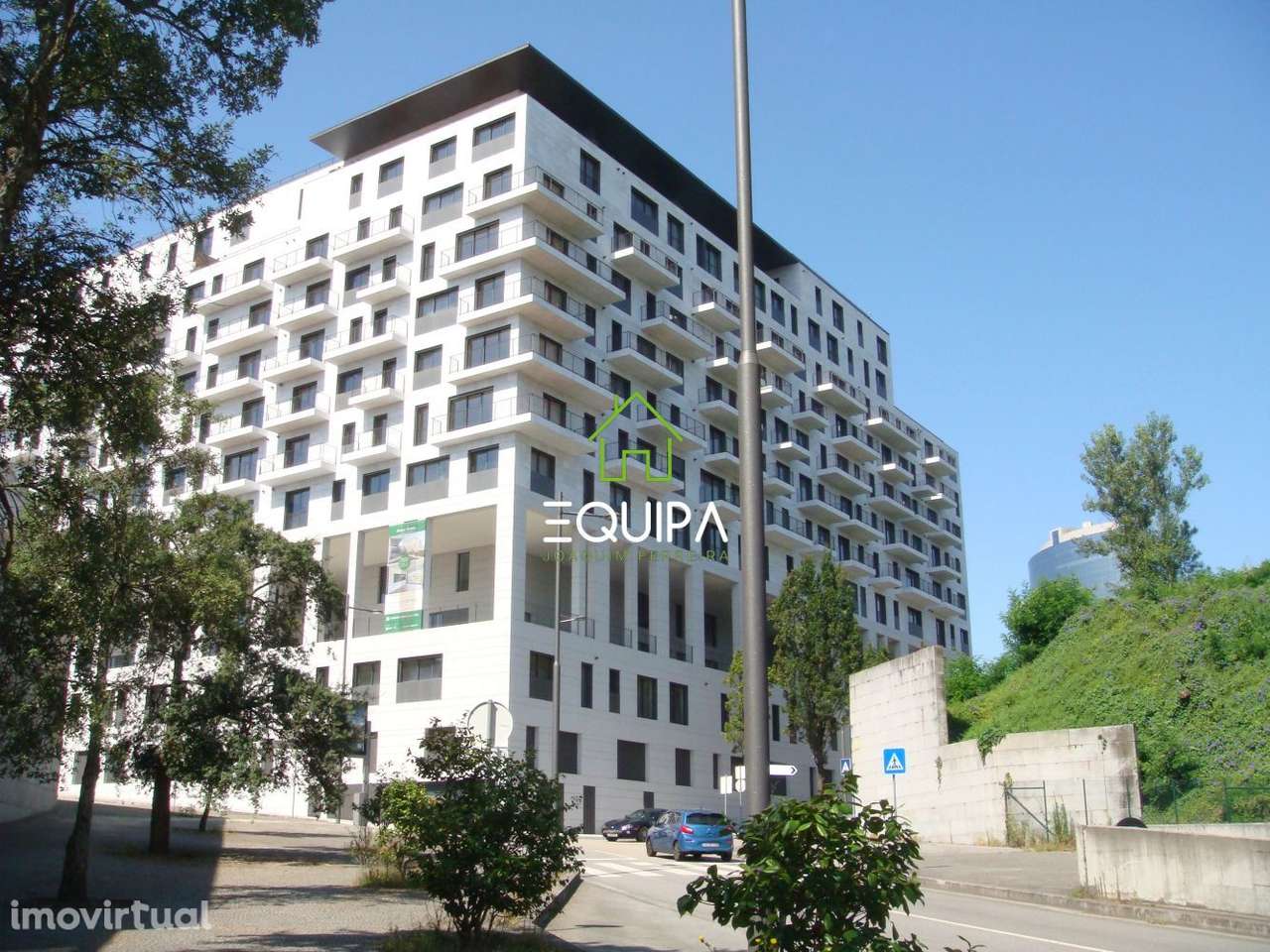 Apart. T-1, novo, no ultimo piso, com terraço e vistas para o Estádi - Grande imagem: 2/30