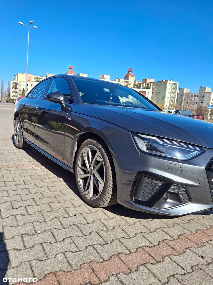 Audi A4 Limousine 35 TFSI mHEV S Line S tronic - 13