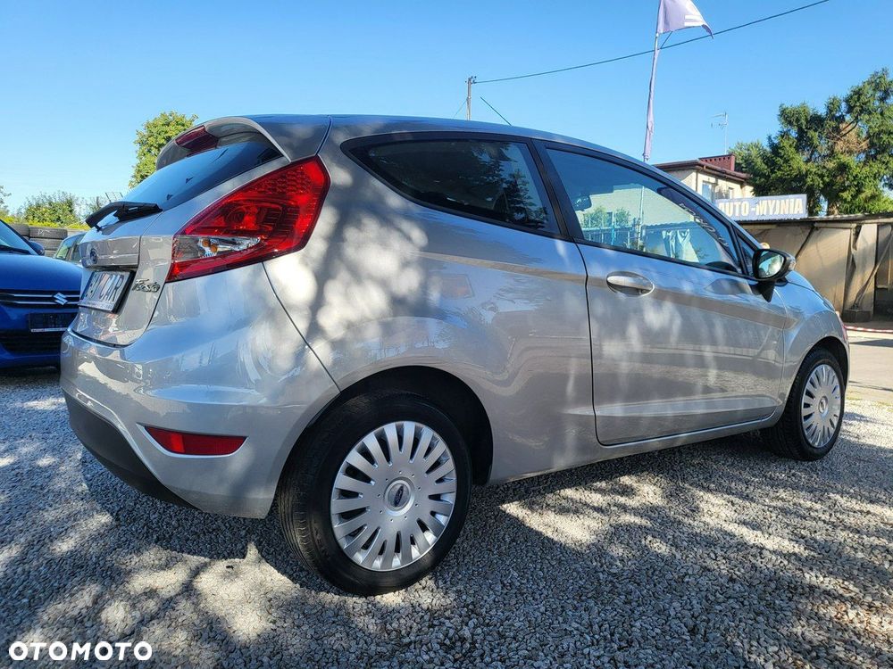 Ford Fiesta - 8