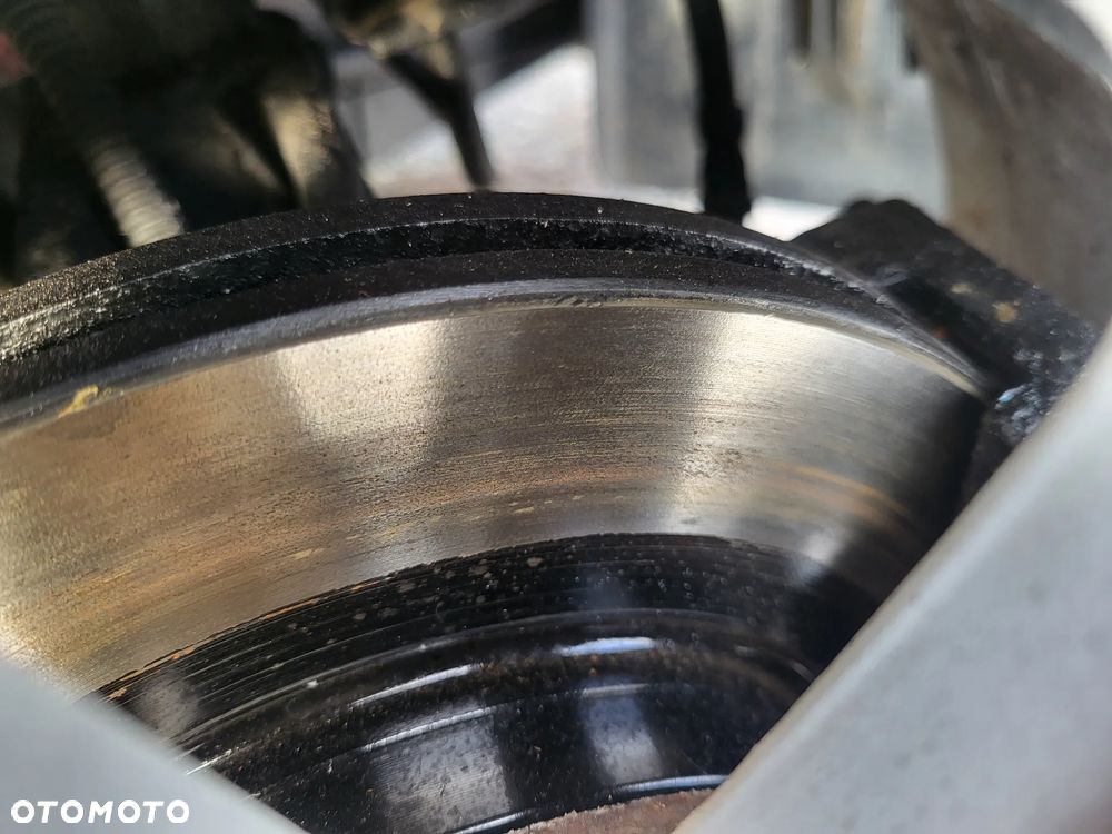 Ford Fiesta 1.6 Ghia - 30