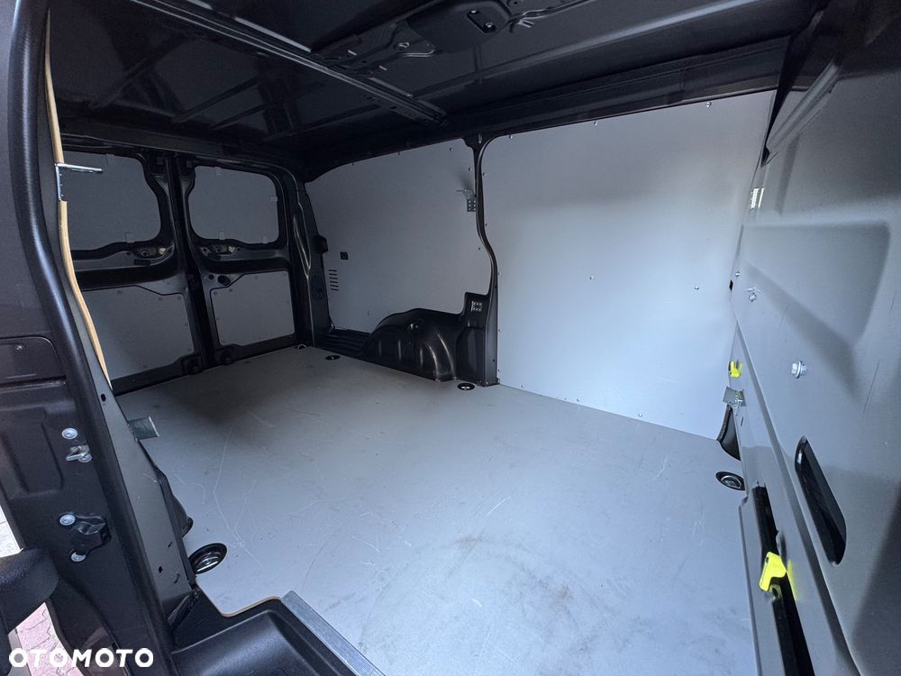 Opel VIVARO - 13