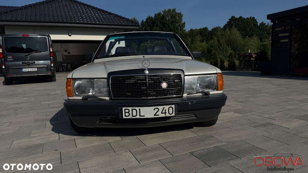 Mercedes-Benz W201 (190) - 5