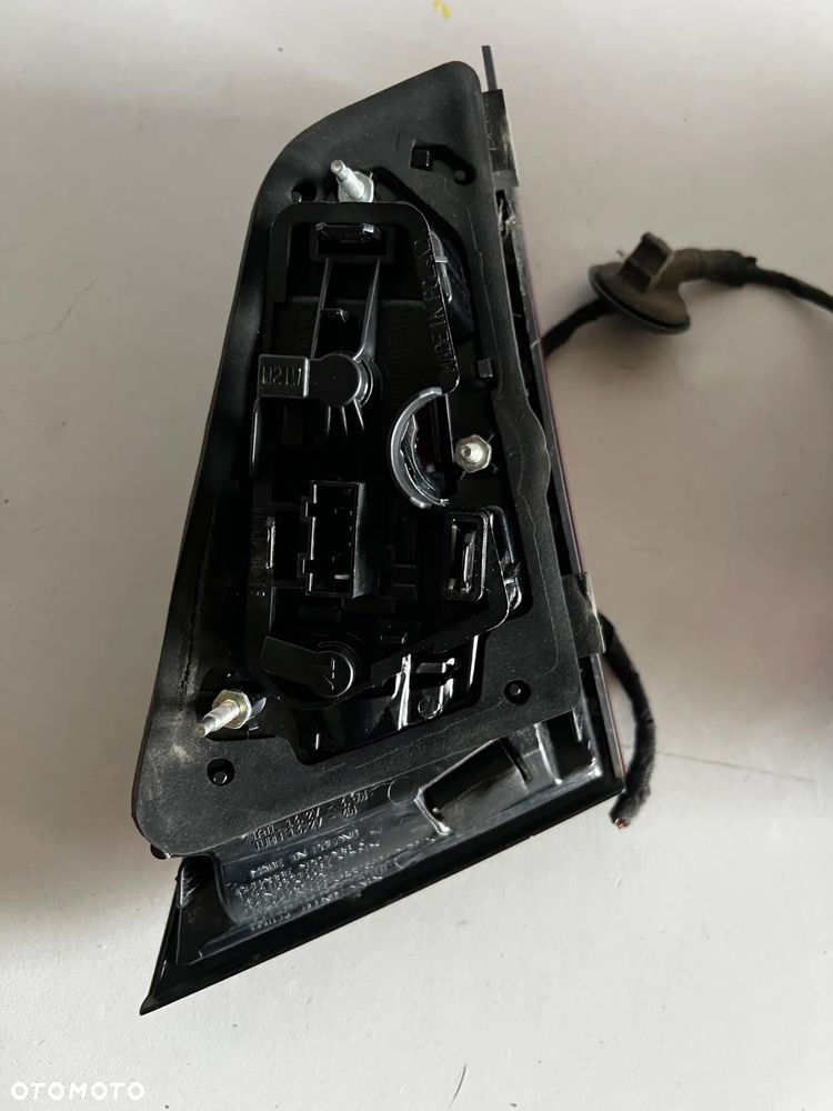 LAMPA PRAWA TYLNA W KLAPE I BŁOTNIK LED 8V4 AUDI A3 8V  LIFT 8V4945094A 8V4945096A - 7