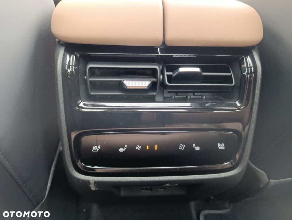 Chery Tiggo 9 1.5 T-GDI Super Hybrid Prestige 3DHT - 14