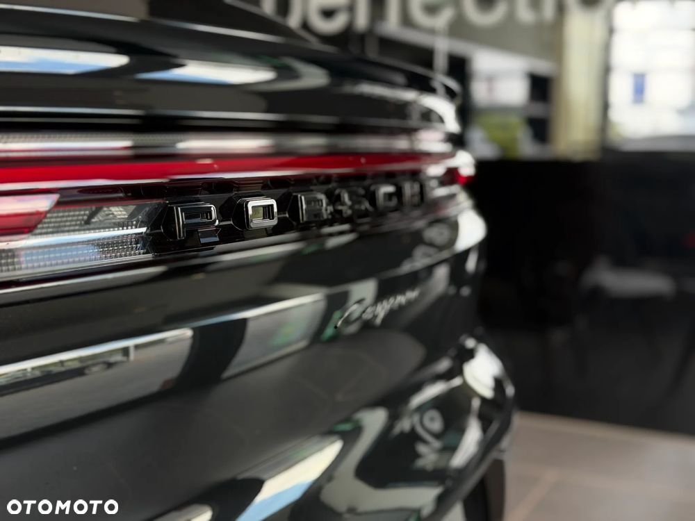 Porsche Cayenne Black Edition - 12