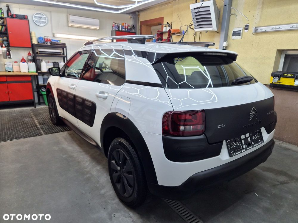 Citroën C4 Cactus BlueHDi 100 Stop&Start Live - 21