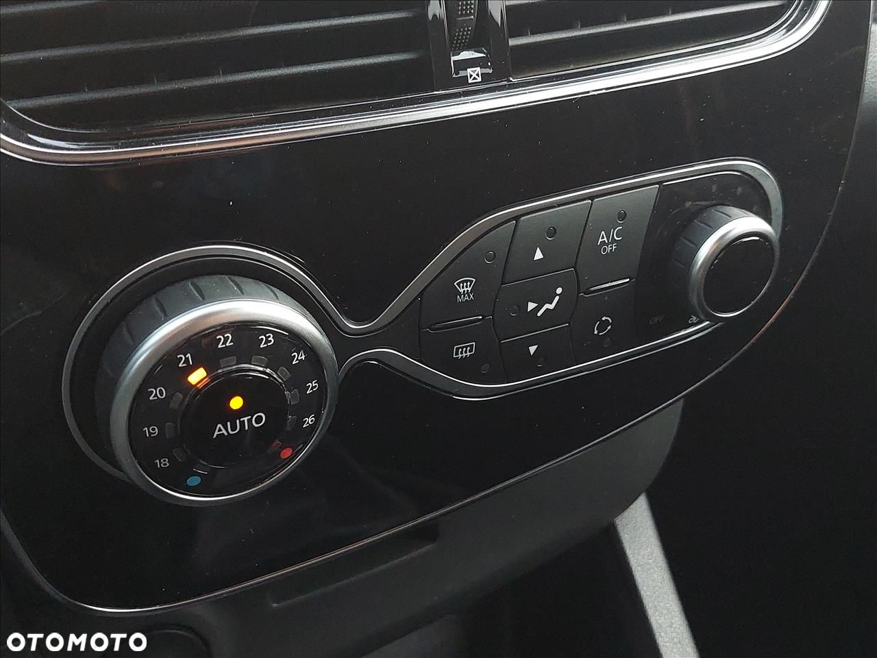 Renault Clio 0.9 Energy TCe Limited 2018 - 15
