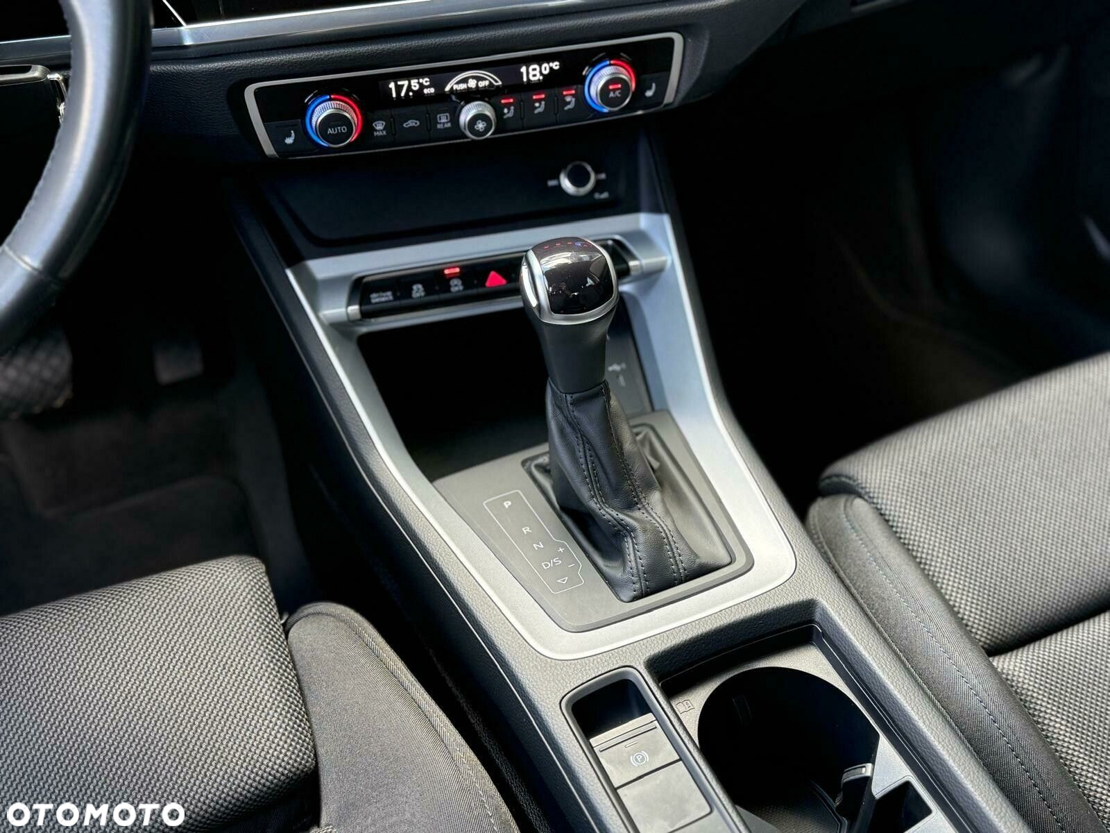 Audi Q3 - 22