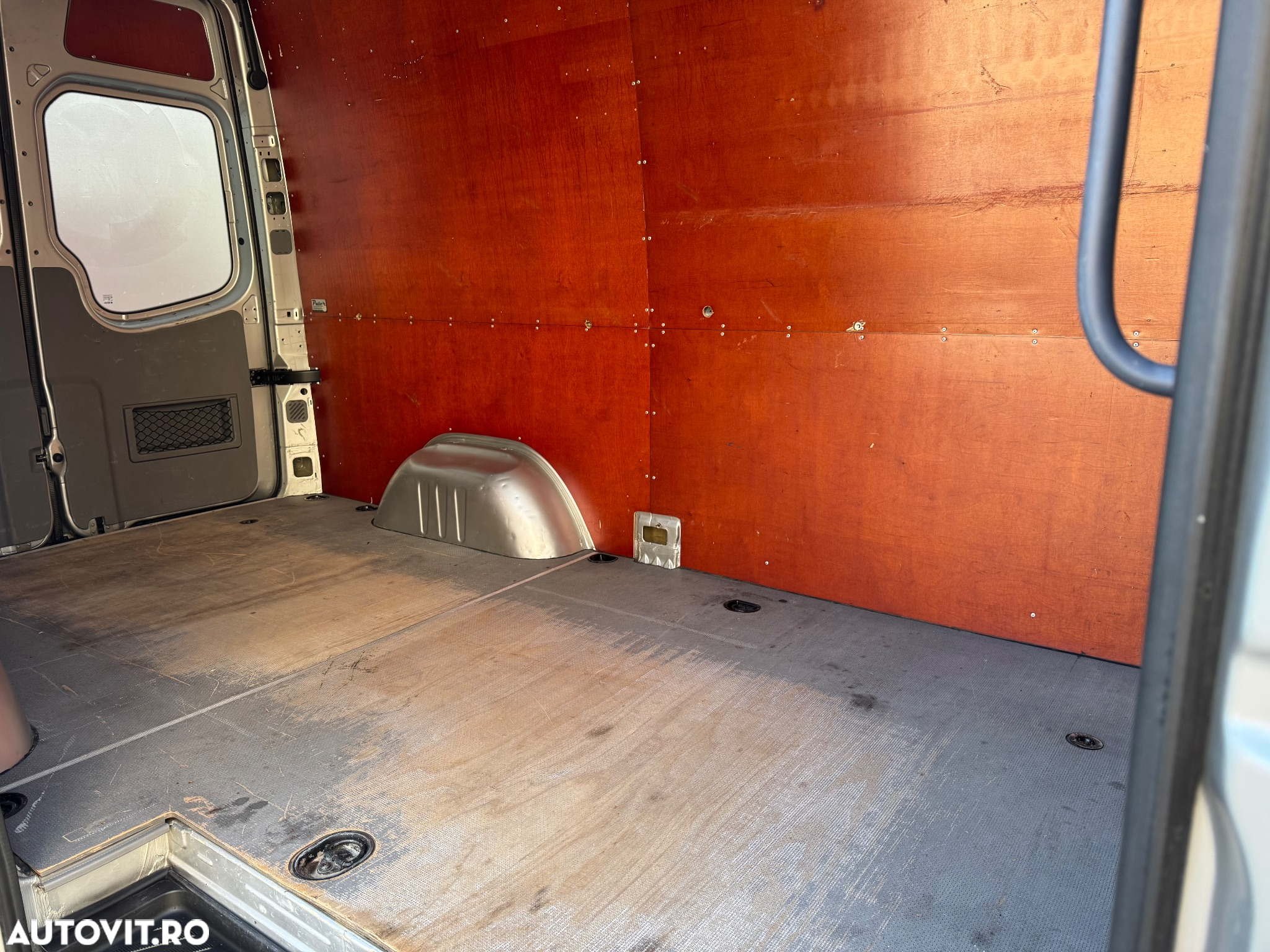 Mercedes-Benz Sprinter - 21