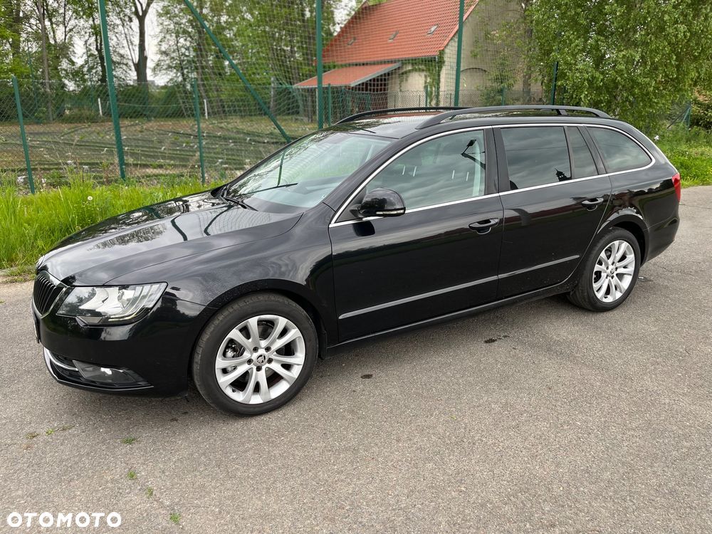 Skoda Superb 2.0 TDI Green tec DSG Ambition - 2