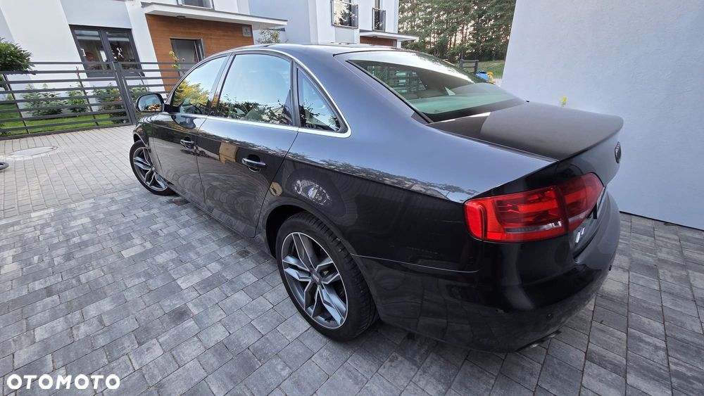 Audi A4 Limousine 2.0 TDI - 4