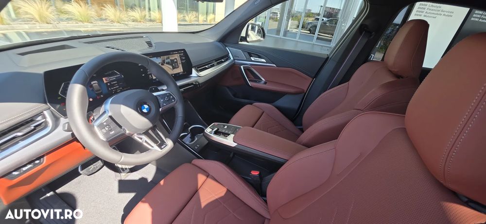 BMW X1 xDrive23i AT MHEV - 7