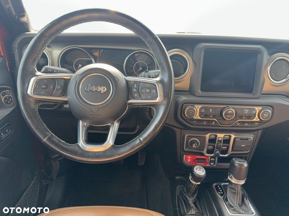 Jeep Wrangler - 12