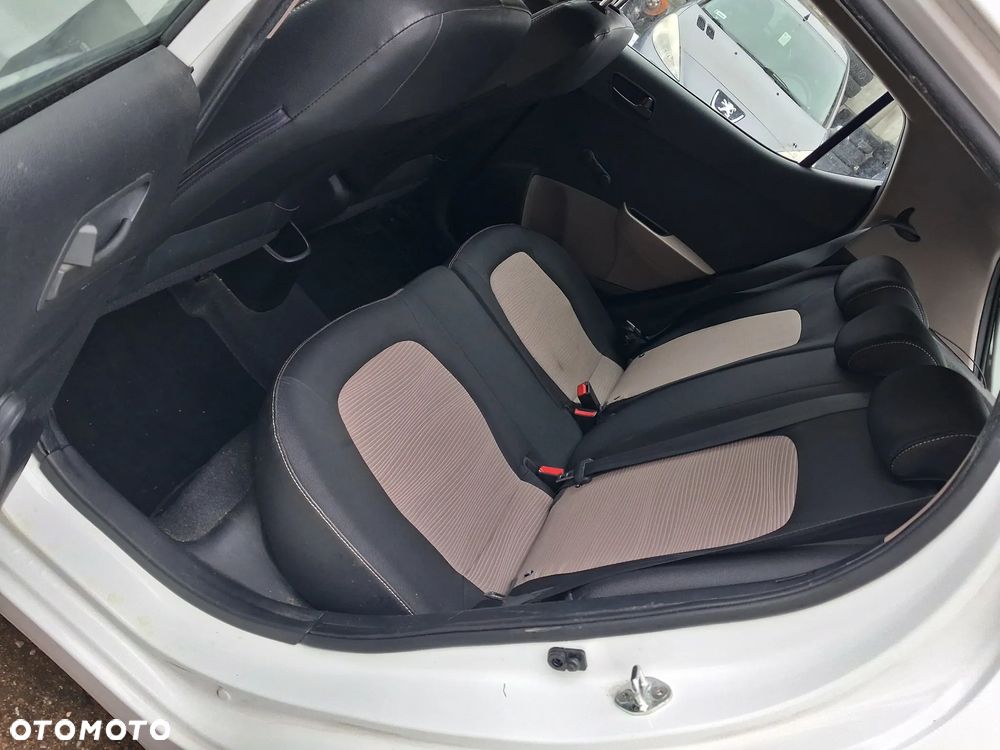 Hyundai i10 1.0 Comfort - 12