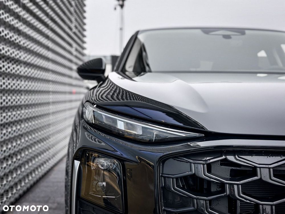 Audi Q3 Sportback - 12