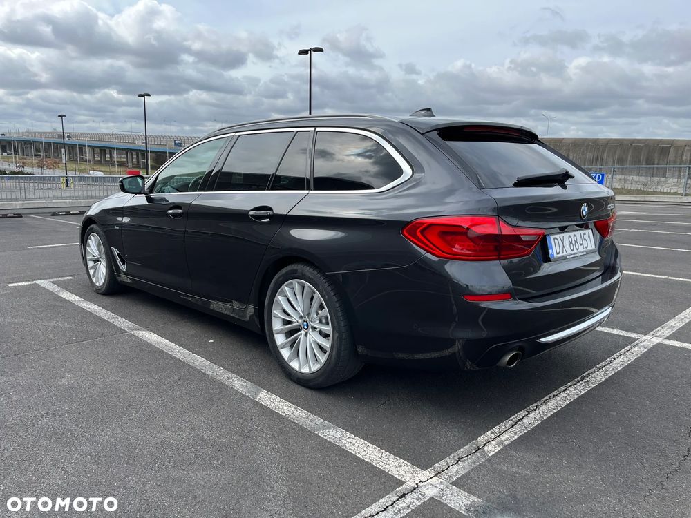 BMW Seria 5 520i Luxury Line - 13