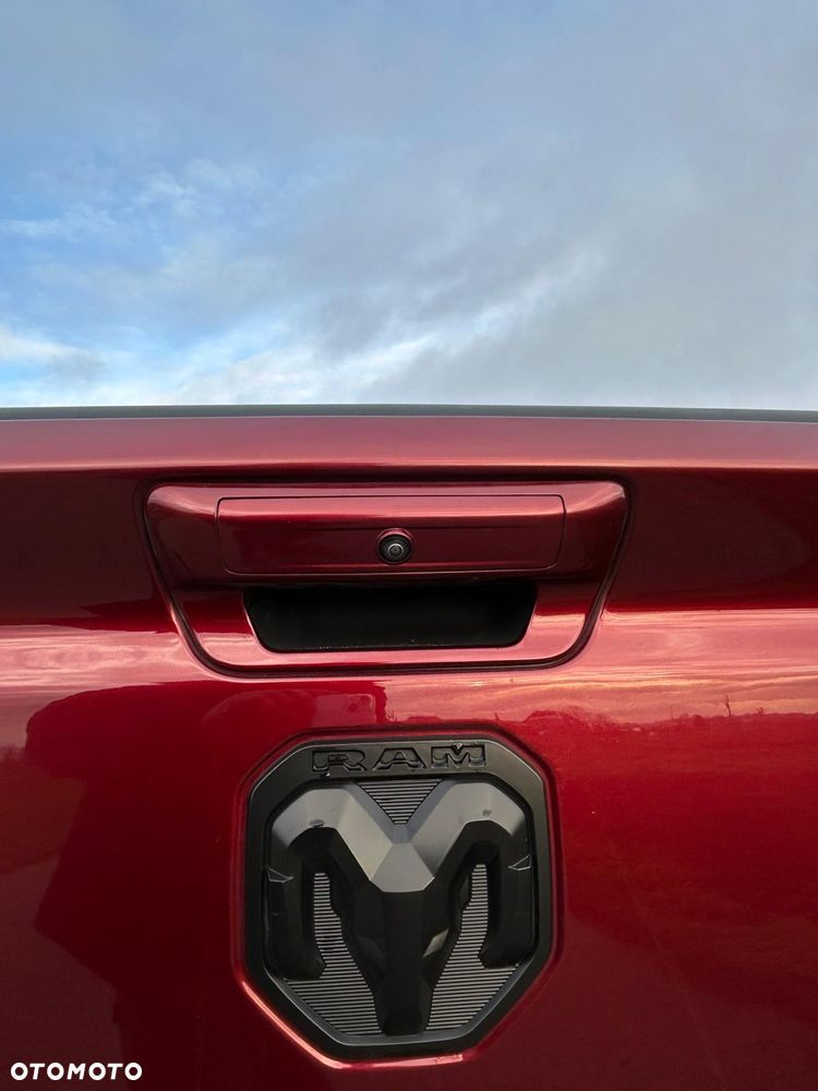 RAM 1500 Quad Cab Longbed Laramie - 24