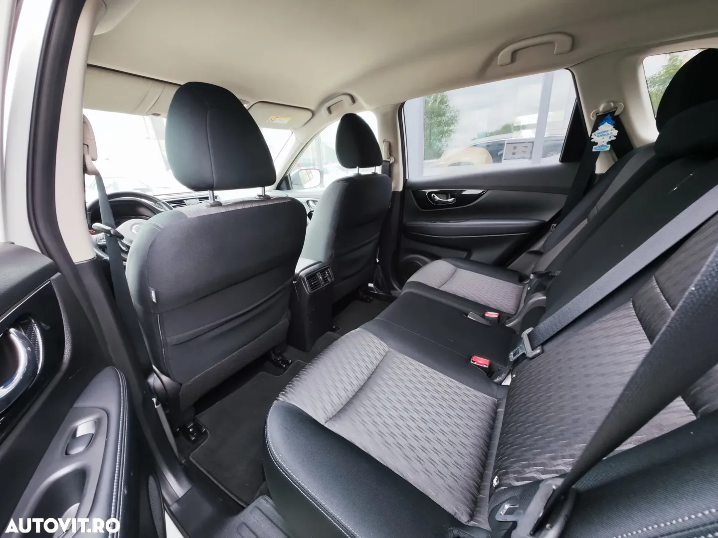 Nissan X-Trail - 9