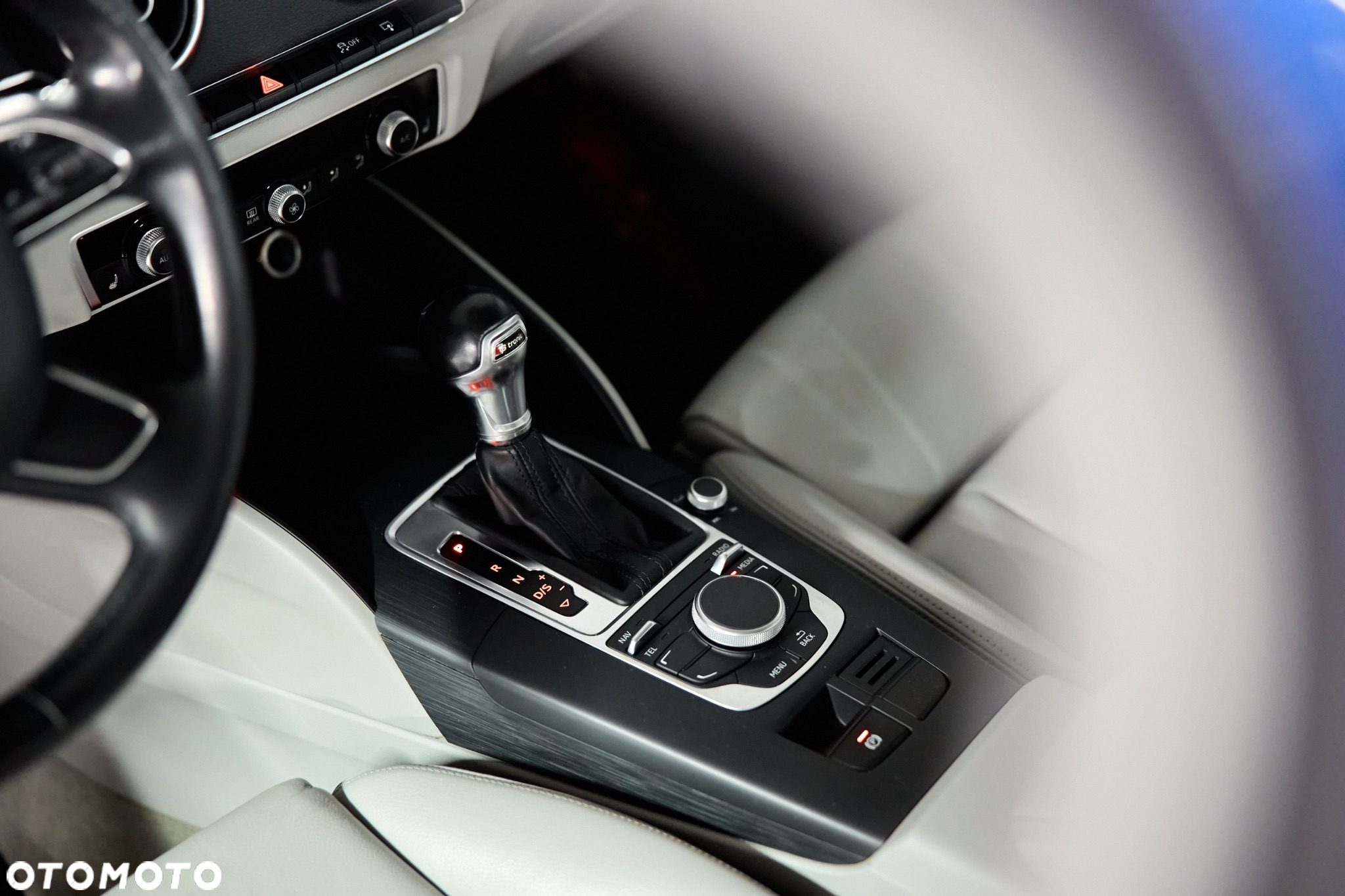 Audi A3 1.6 TDI clean diesel Ambition S tronic - 11