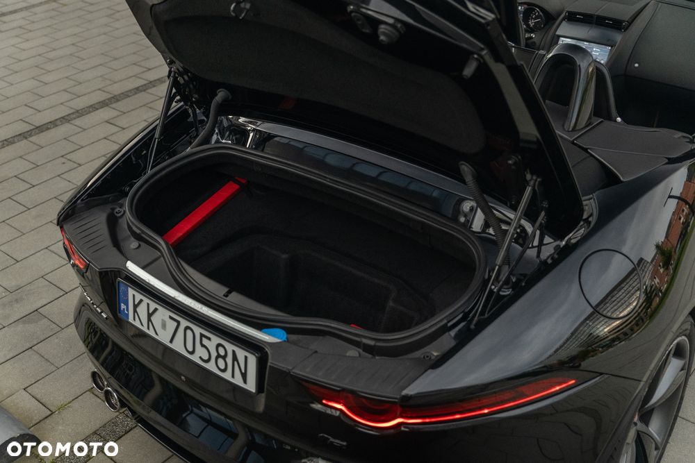 Jaguar F-Type R AWD - 19