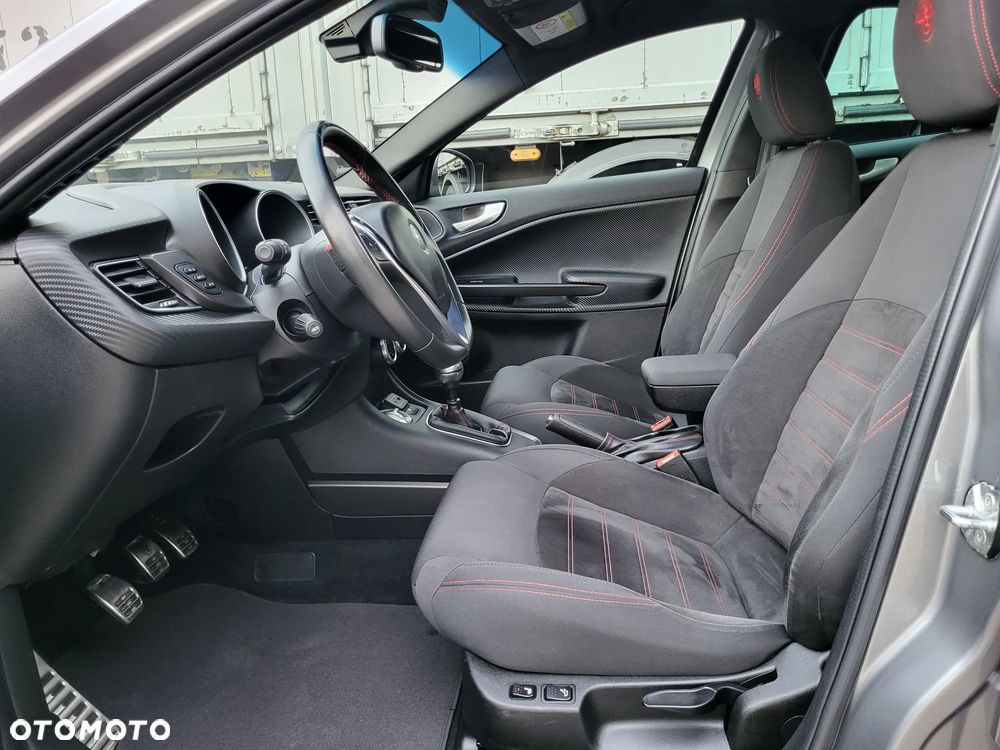 Alfa Romeo Giulietta 1.4 TB Sprint - 16
