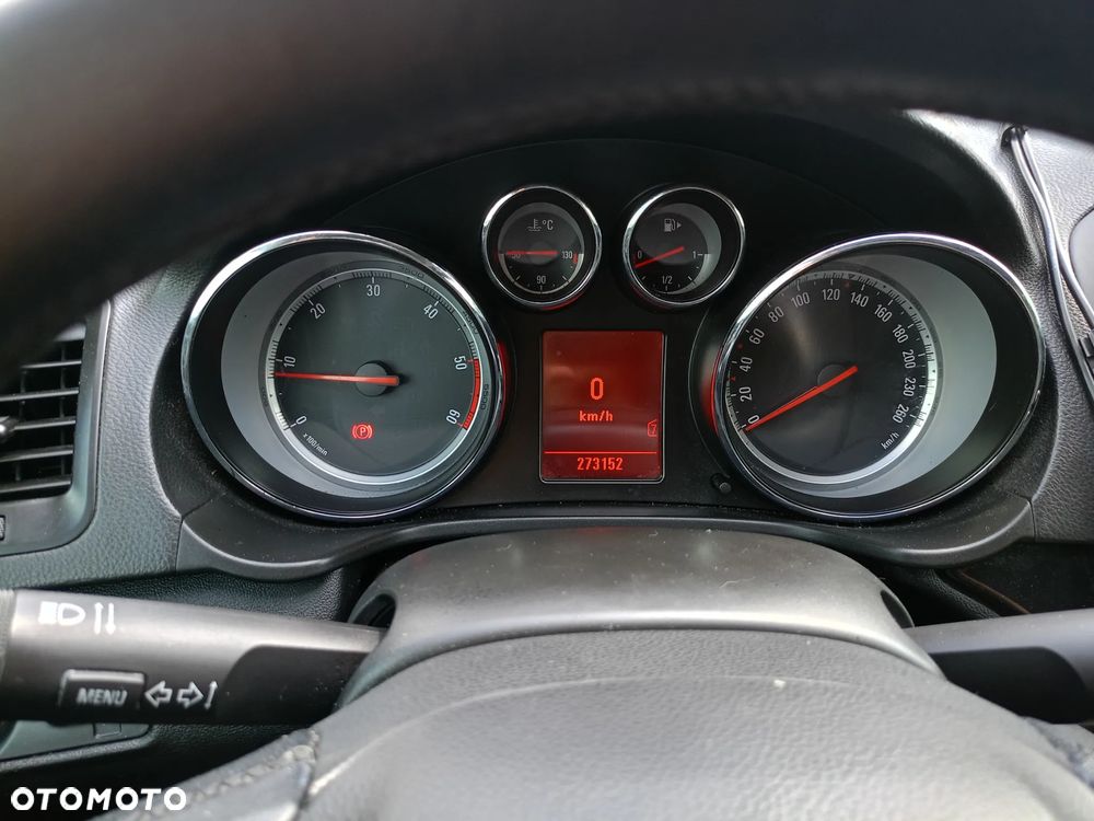 Opel Insignia 2.0 CDTI - 23