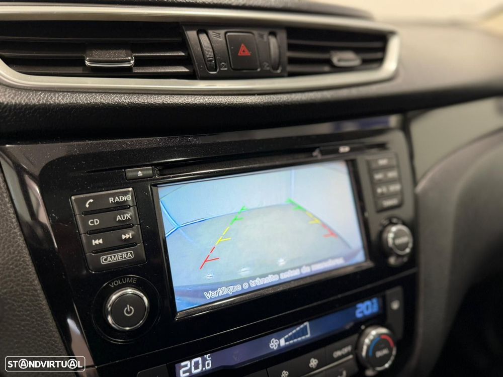 Nissan Qashqai 1.5 dCi N-Connecta - 10