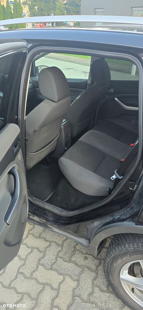 Ford Kuga 2.0 TDCi Individual - 4