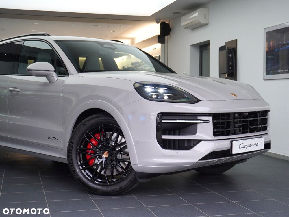 Porsche Cayenne GTS - 3