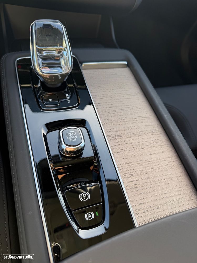 Volvo XC 90 2.0 T8 PHEV Plus Dark AWD - 15