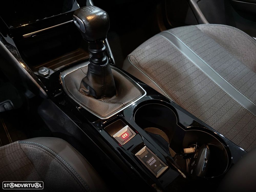 Peugeot 208 1.2 PureTech Allure Pack - 26