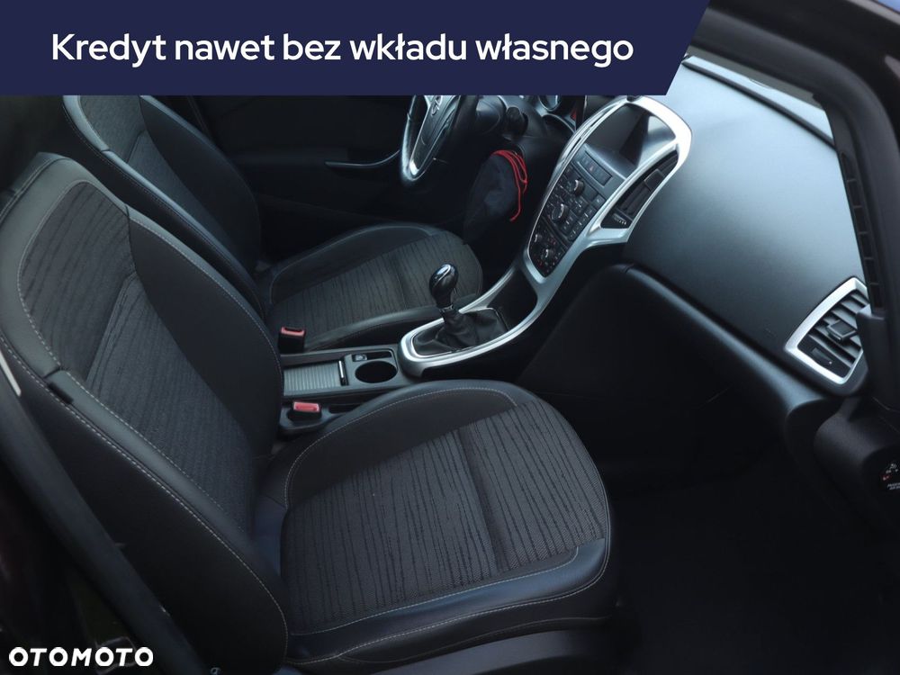 Opel Astra - 11