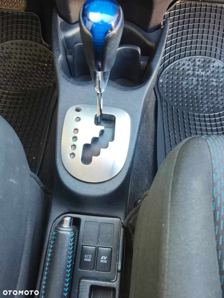 Toyota Yaris 1.5 VVT-i Comfort - 18
