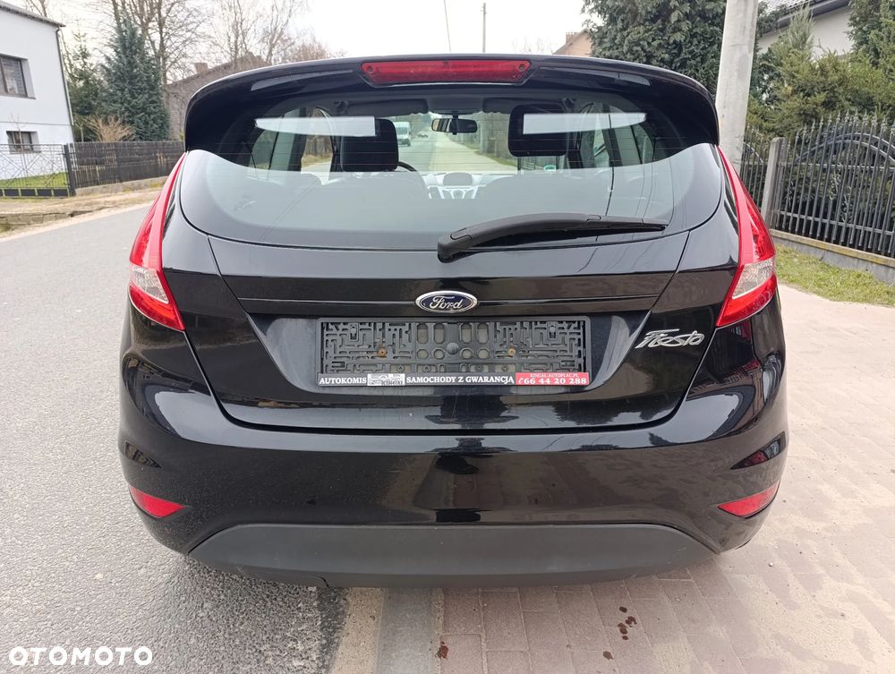 Ford Fiesta 1.25 Champions Edition - 14